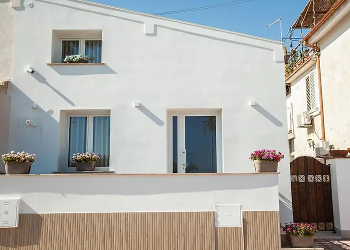 Mareli Suites